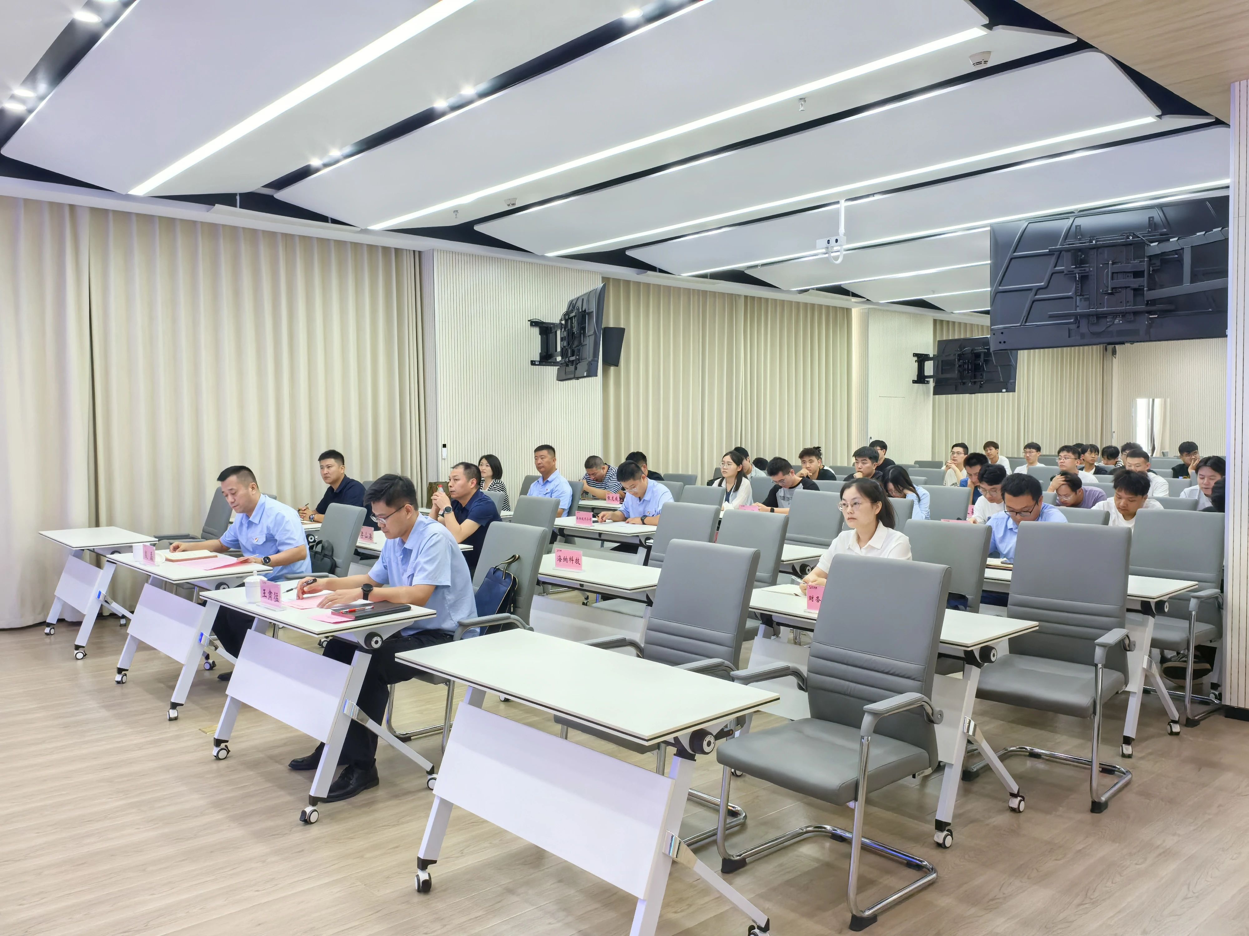 微信图片_2025-07-17_082941_169.jpg 微信图片_2025-07-17_082941_169.jpg